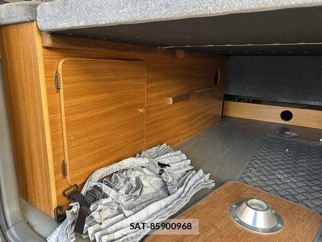 Toyota HIACE VAN 2006-02 2009483-10