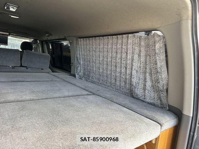 Toyota HIACE VAN 2006-02 2009483-11