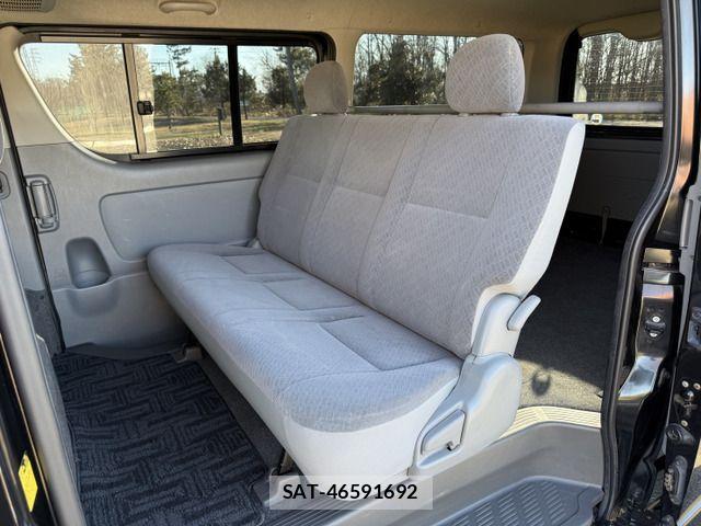 Toyota HIACE VAN 2010-02 2009481-16
