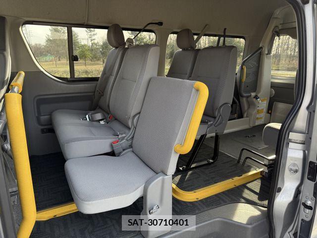 Toyota HIACE VAN 2006-05 2080273-15