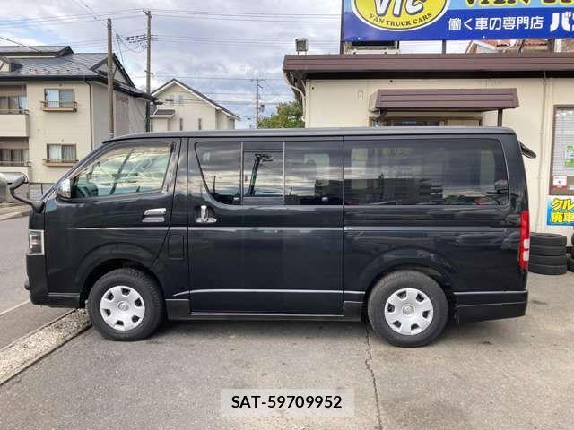 Toyota HIACE VAN 2007-10 2349621-18