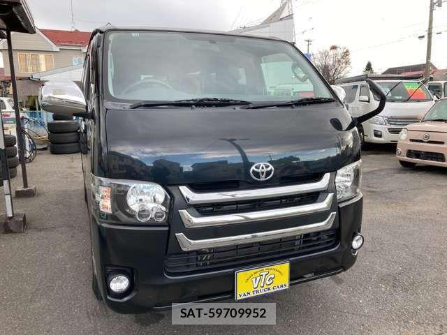 Toyota HIACE VAN 2007-10 2349621-2