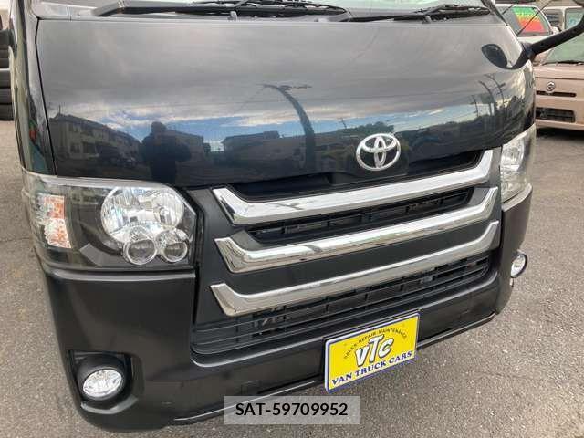 Toyota HIACE VAN 2007-10 2349621-3