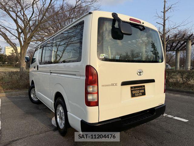 Toyota HIACE VAN 2011-03 2349629-1