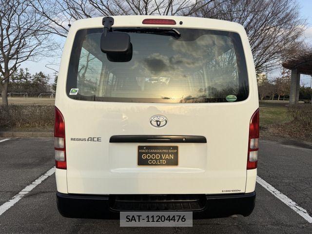 Toyota HIACE VAN 2011-03 2349629-5