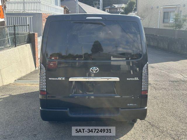 Toyota HIACE VAN 2007-12 2666292-5