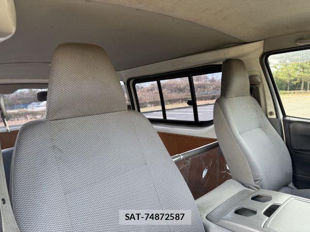 Toyota HIACE VAN 2010-02 2666286-14