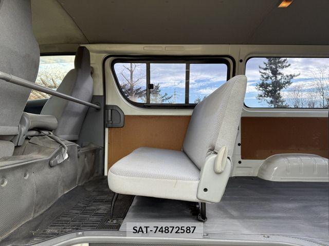 Toyota HIACE VAN 2010-02 2666286-18