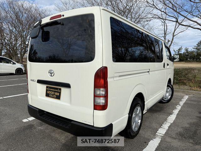 Toyota HIACE VAN 2010-02 2666286-3