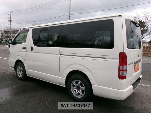 Toyota HIACE VAN 2013-03 2666288-19
