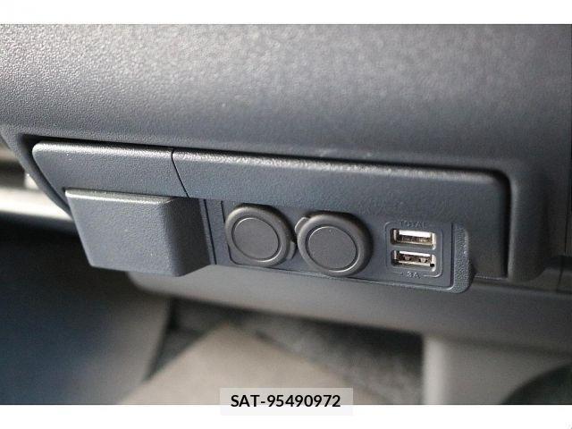 Toyota HIACE VAN 2023-01 2666265-14