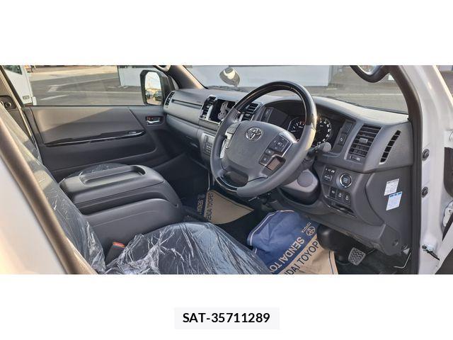 Toyota HIACE VAN 2025-11 3374842-10