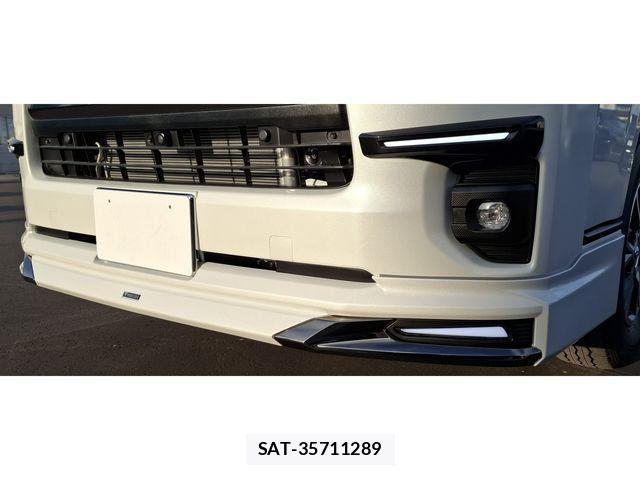 Toyota HIACE VAN 2025-11 3374842-18