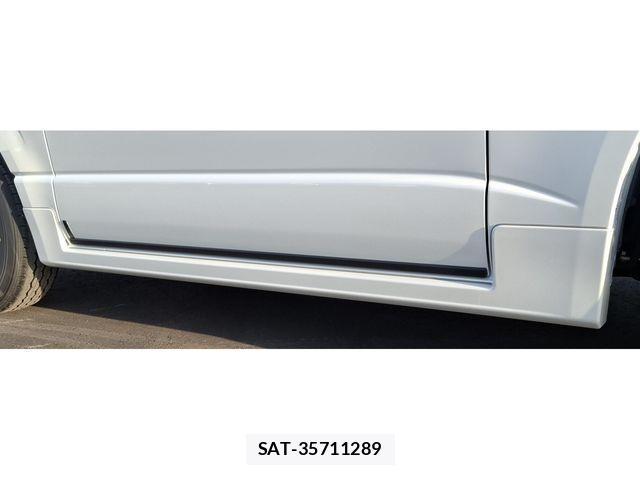 Toyota HIACE VAN 2025-11 3374842-19