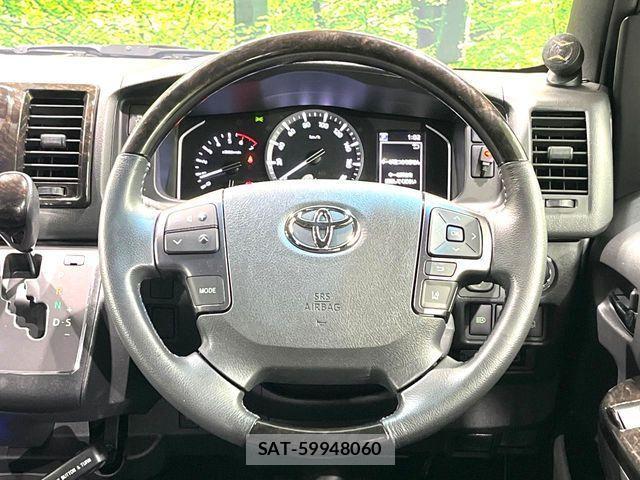 Toyota HIACE VAN 2021-10 3421311-11