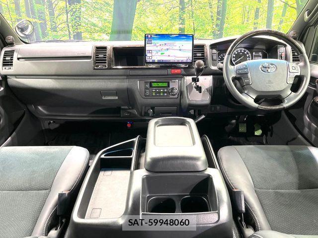 Toyota HIACE VAN 2021-10 3421311-1
