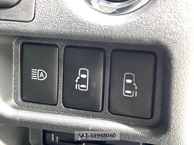 Toyota HIACE VAN 2021-10 3421311-5