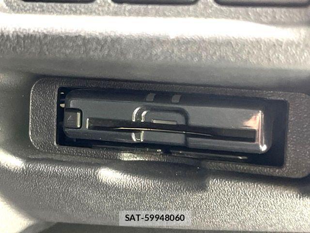 Toyota HIACE VAN 2021-10 3421311-7