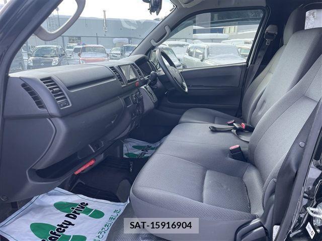 Toyota HIACE VAN 2015-11 3421300-17