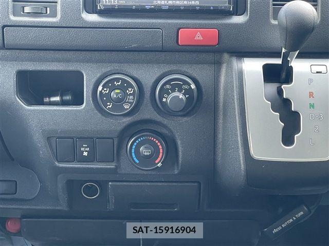 Toyota HIACE VAN 2015-11 3421300-21