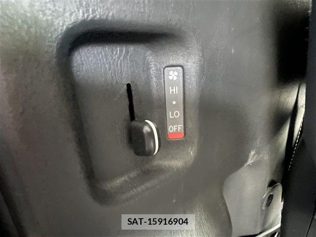 Toyota HIACE VAN 2015-11 3421300-23