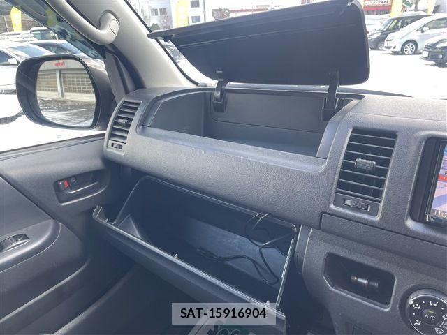 Toyota HIACE VAN 2015-11 3421300-25