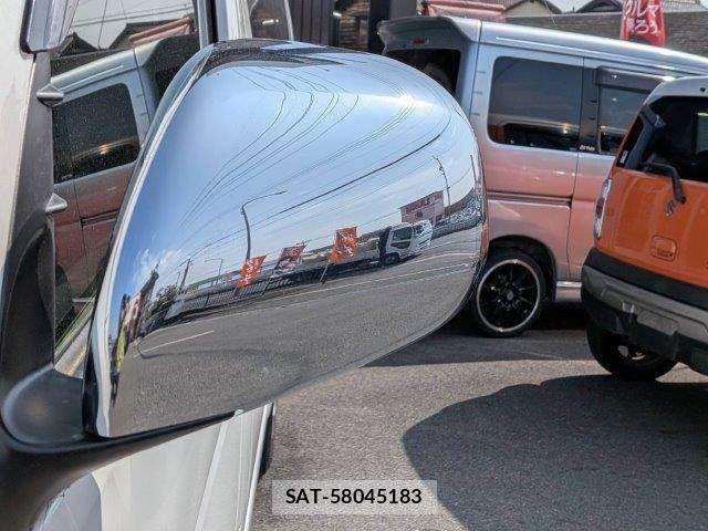 Toyota HIACE VAN 2019-05 3671450-25