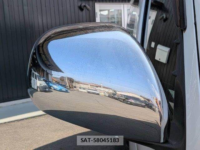 Toyota HIACE VAN 2019-05 3671450-26