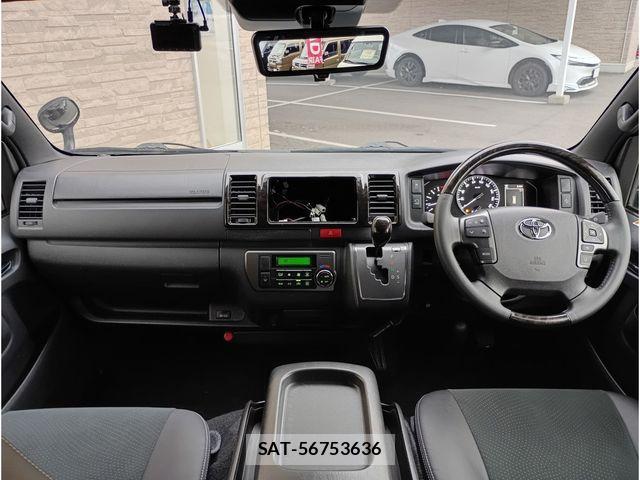 Toyota HIACE VAN 2023-01 3671443-4