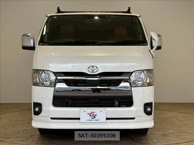 Toyota HIACE VAN 2023-04 3906120-11