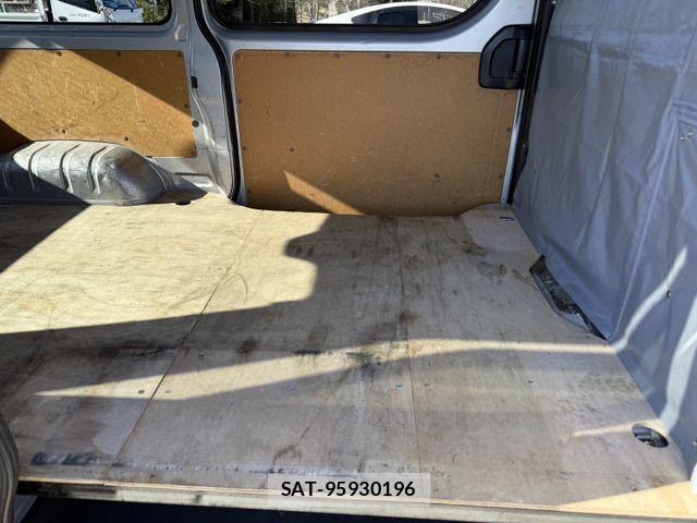 Toyota HIACE VAN 2014-08 3934338-16