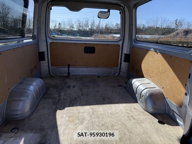 Toyota HIACE VAN 2014-08 3934338-18