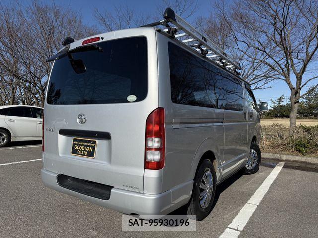 Toyota HIACE VAN 2014-08 3934338-3
