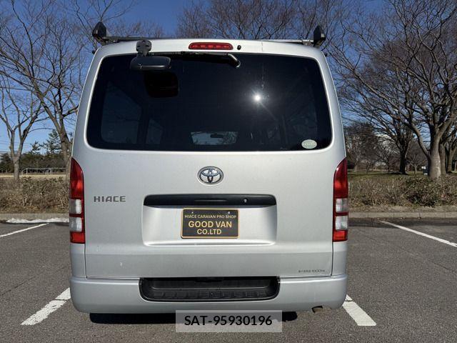 Toyota HIACE VAN 2014-08 3934338-5