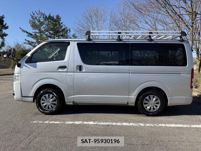 Toyota HIACE VAN 2014-08 3934338-7