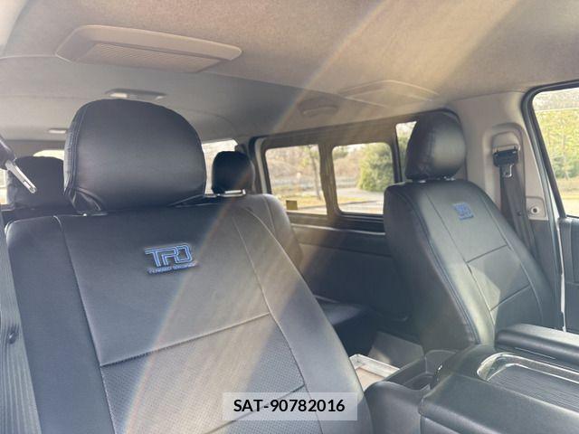 Toyota HIACE VAN 2014-03 4109816-14