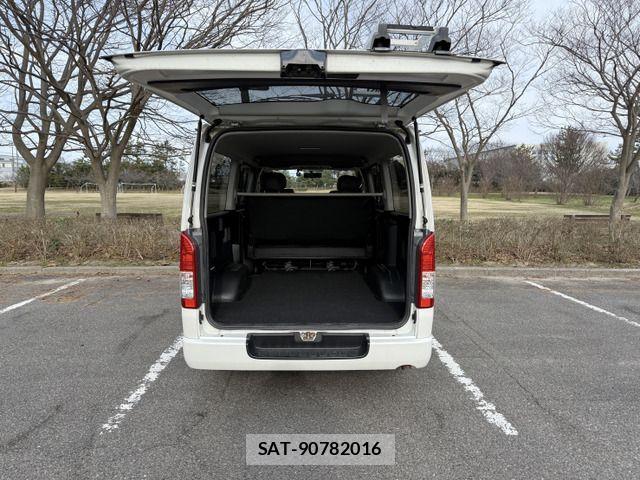 Toyota HIACE VAN 2014-03 4109816-19