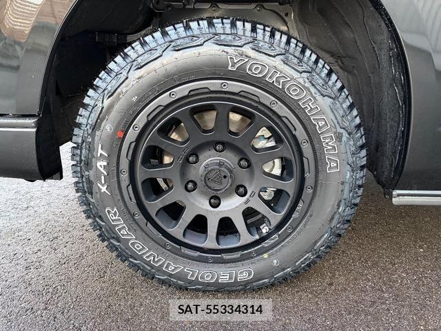 Toyota HIACE VAN 2025-11 4175686-3