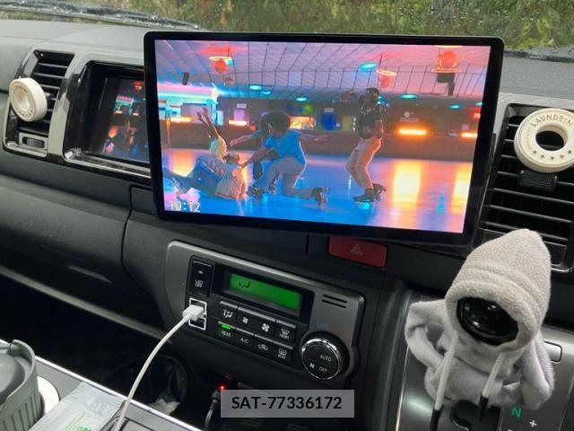 Toyota HIACE VAN 2015-09 4324806-18