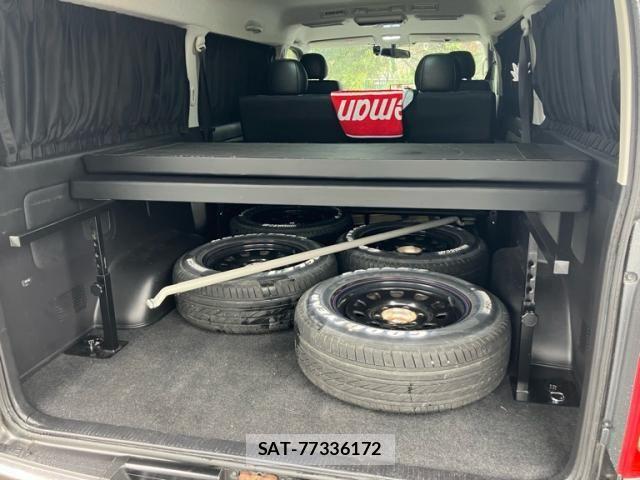 Toyota HIACE VAN 2015-09 4324806-23