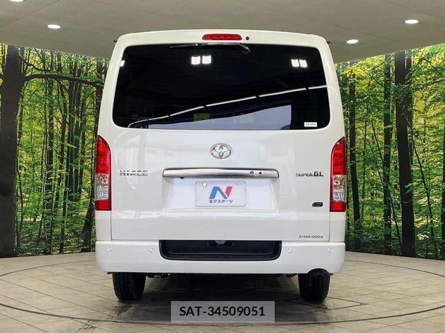 Toyota HIACE VAN 2025-10 4324782-15
