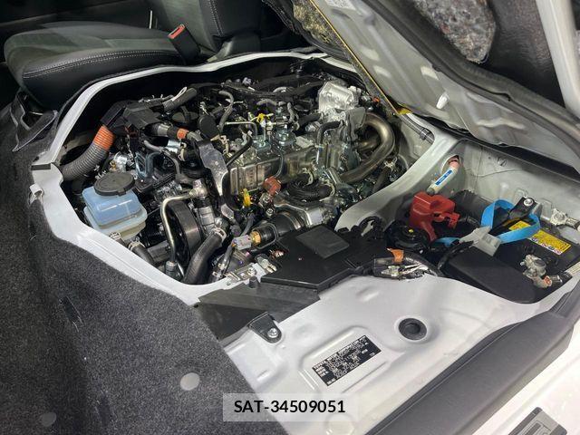 Toyota HIACE VAN 2025-10 4324782-18
