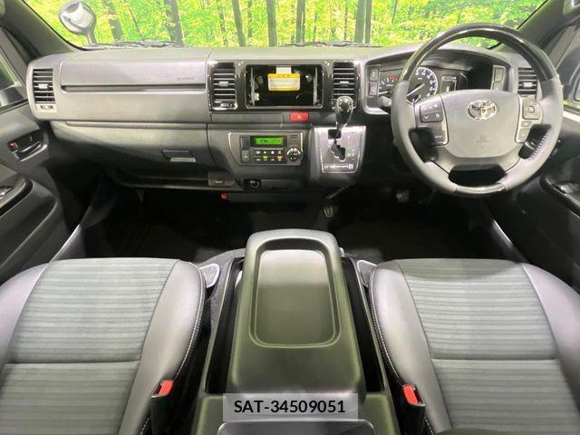 Toyota HIACE VAN 2025-10 4324782-1