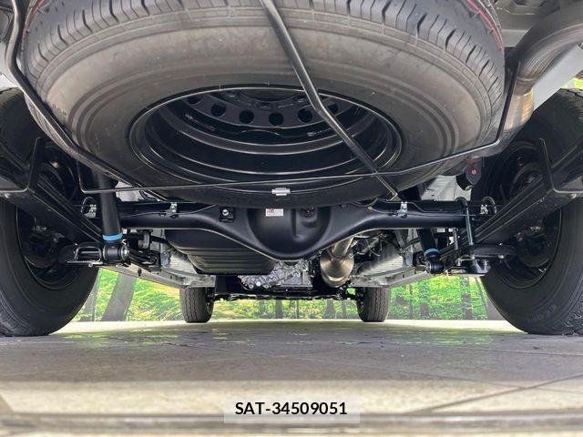 Toyota HIACE VAN 2025-10 4324782-19