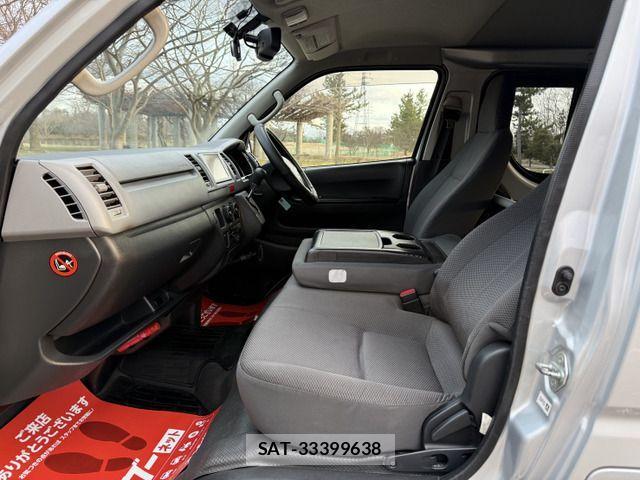 Toyota HIACE VAN 2012-10 4392625-9