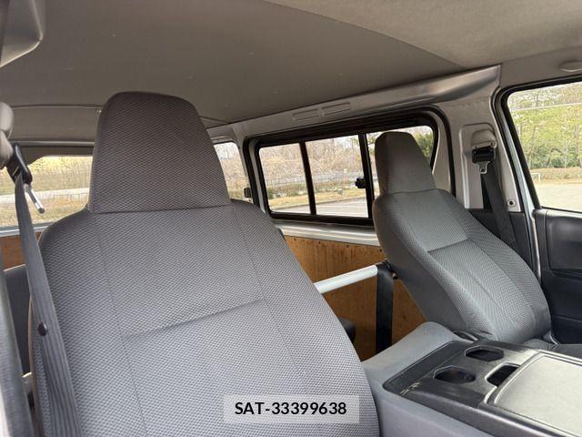 Toyota HIACE VAN 2012-10 4392625-14