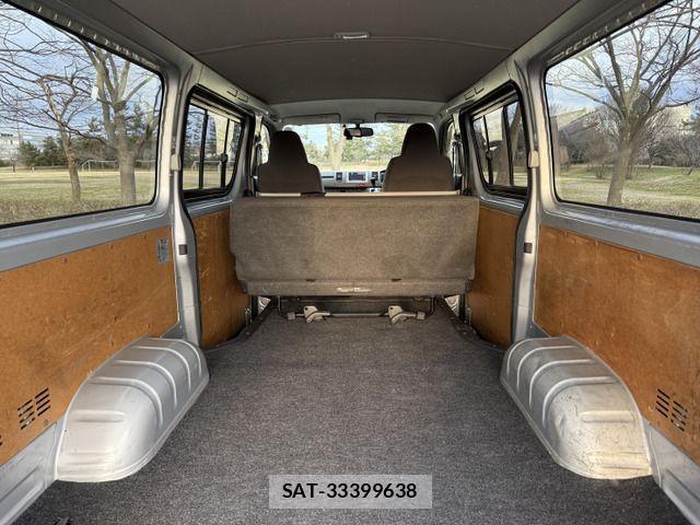 Toyota HIACE VAN 2012-10 4392625-19