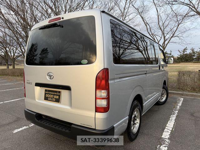 Toyota HIACE VAN 2012-10 4392625-3