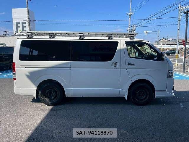 Toyota HIACE VAN 2020-12 4421023-14
