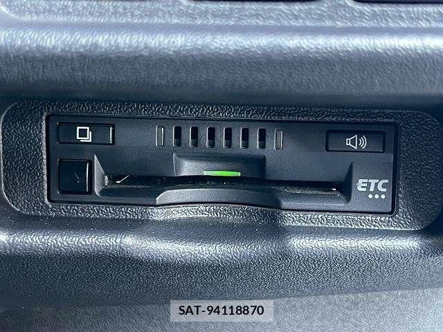 Toyota HIACE VAN 2020-12 4421023-6